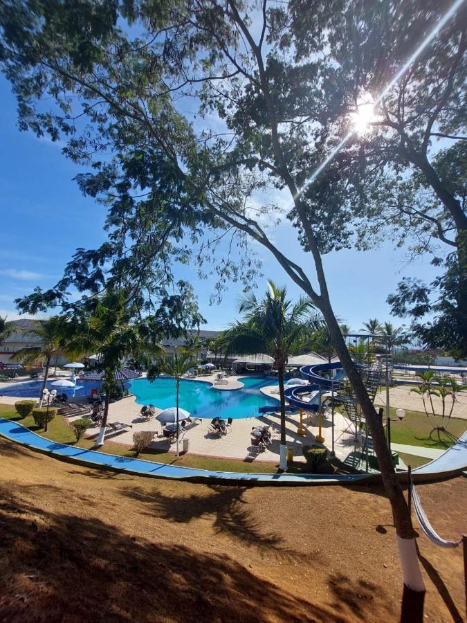 Colonial Plaza Hotel Pindamonhangaba Kültér fotó