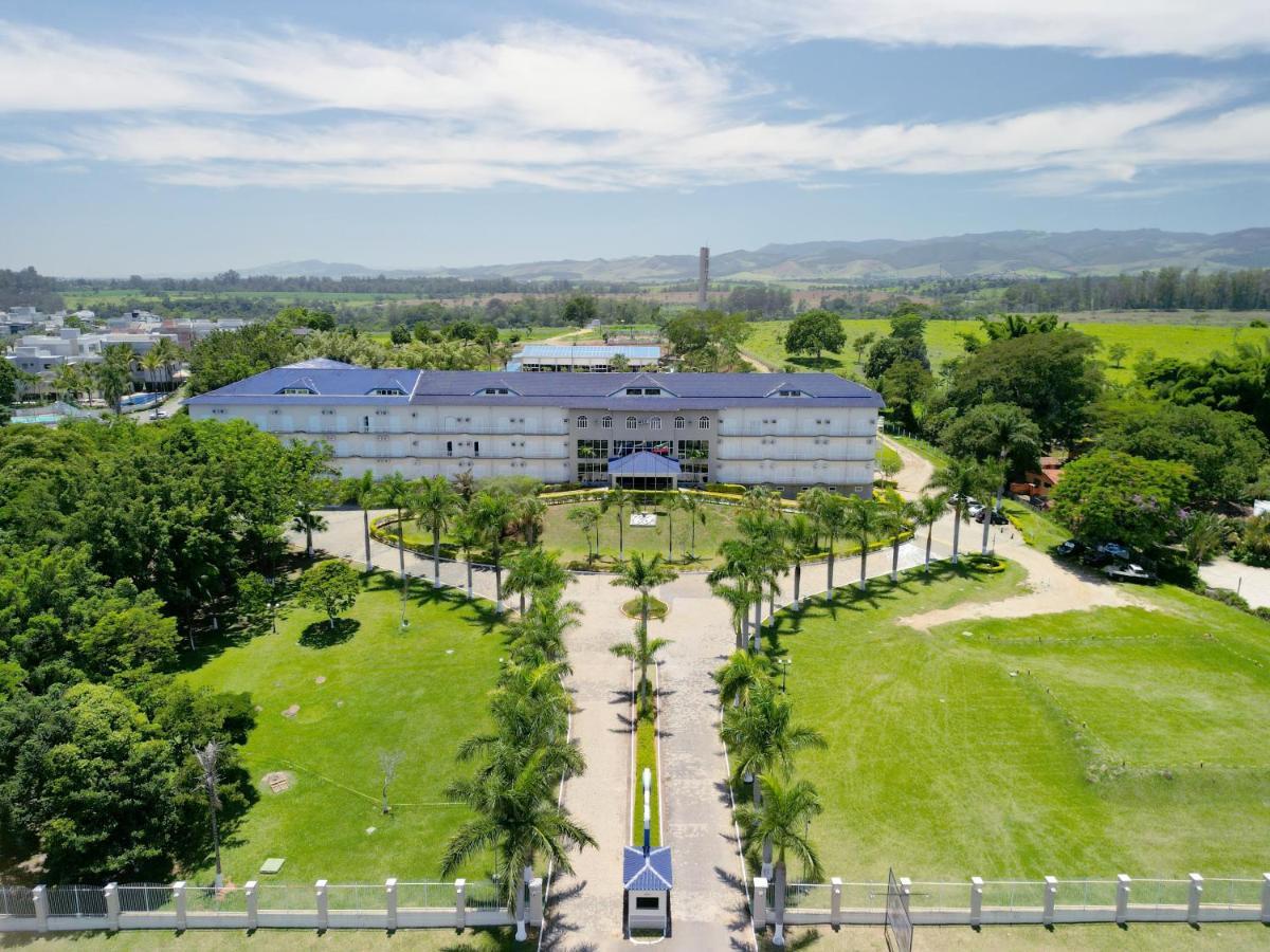 Colonial Plaza Hotel Pindamonhangaba Kültér fotó